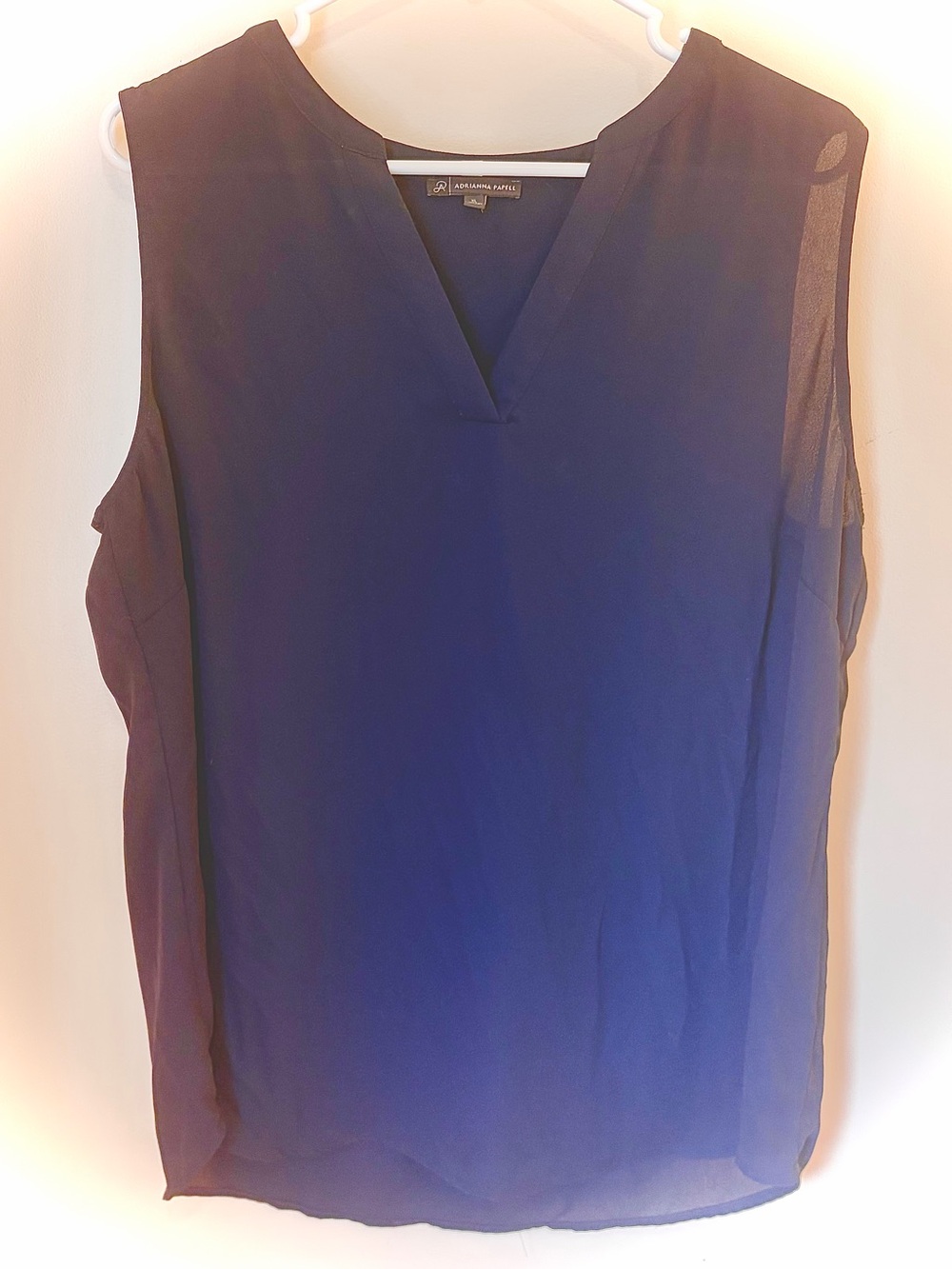 Adrianna Papell Navy Sleeveless V-Neck Chiffon Blouse
